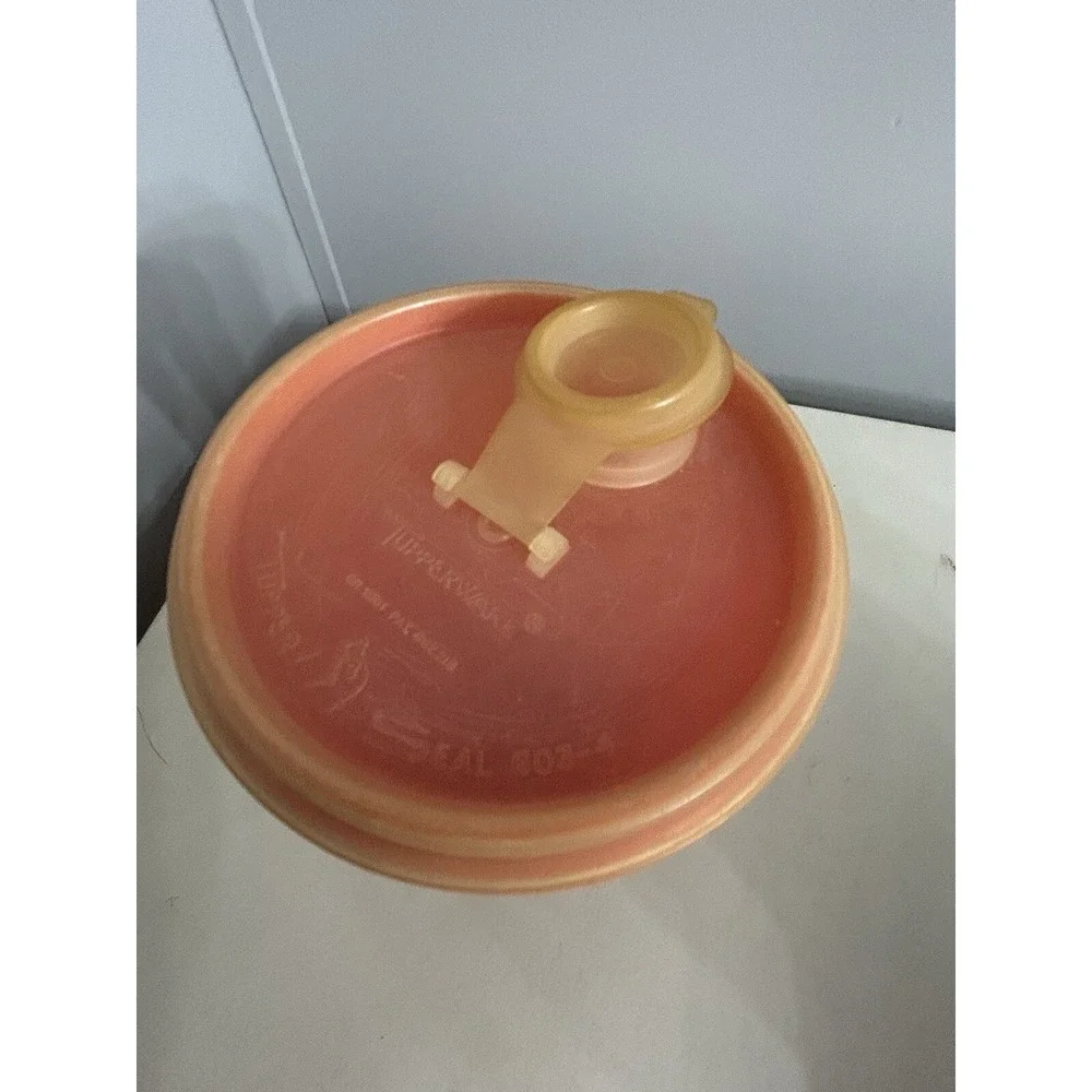 Vintage Tupperware Orange Tumbler 262-4 with Flip Top‎ Lid  803-4 Retro